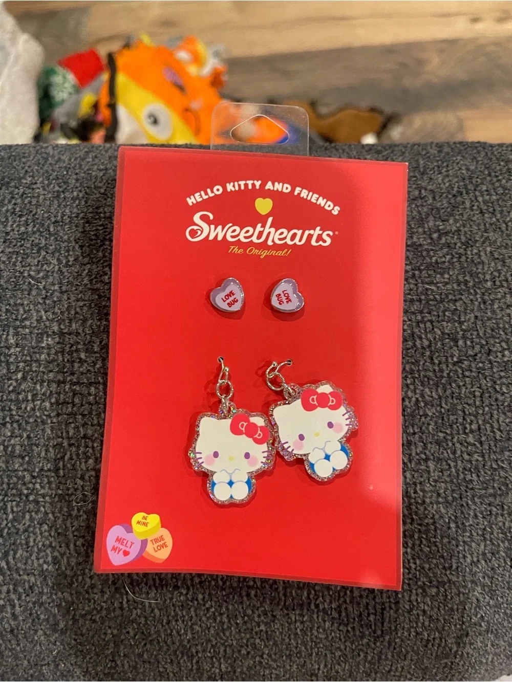 Hello Kitty Sweethearts Pink & White Charm Earrings set